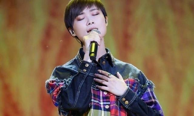 李荣浩|谢霆锋有《黄种人》，李健有《传奇》，李荣浩和李宇春有啥？