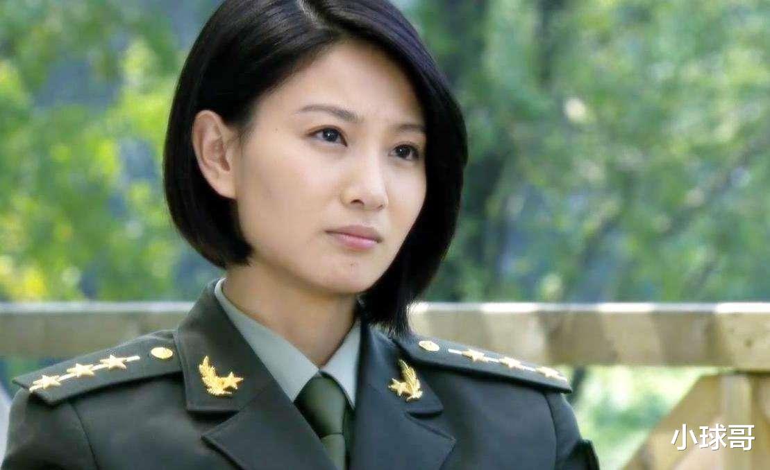 [战狼2]和导演同居10多年被抛弃，凭借《战狼2》爆红，如今43岁身价过亿