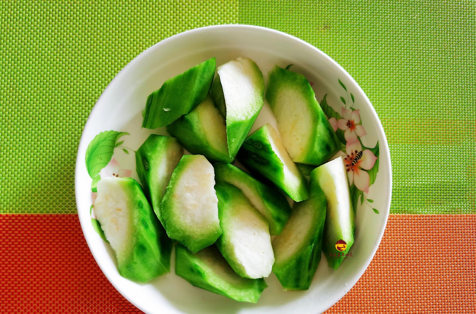 丝瓜@天热不想做饭，这样一锅煮，有荤有素还有汤，简单营养又美味