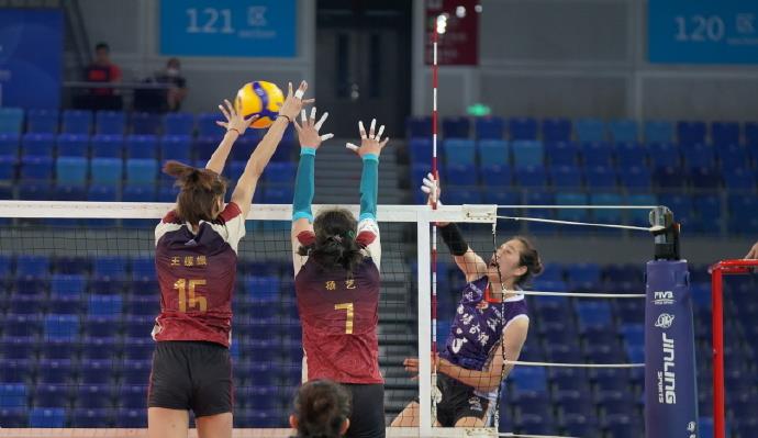 江苏女排|女排锦标赛四强出炉，四场比赛皆是3-0，A组三强携手晋级