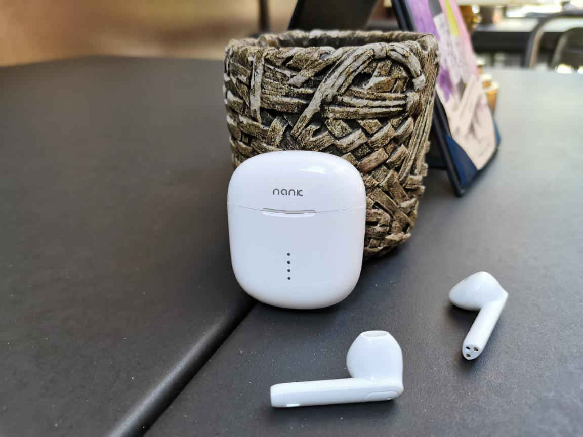 蓝牙耳机|有哪些1000元左右的蓝牙耳机推荐? 便宜好用的真无线蓝牙耳机!