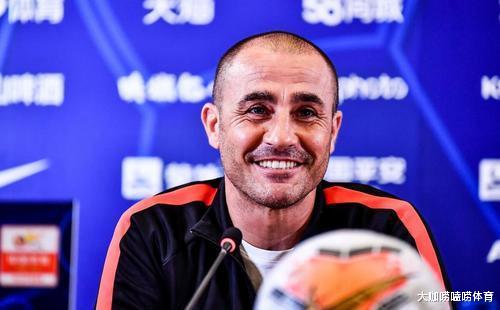 广州恒大|恒大19岁天才横空出世!替补出场60秒造关键进球:一球成名