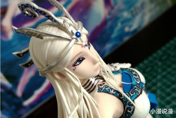 手办|网友1万买元雪女和少司命手办，没比过父母100元的月儿手办