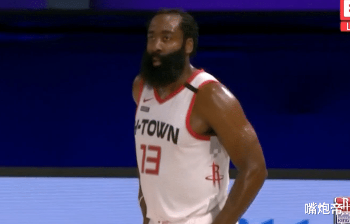 詹姆斯·哈登|保罗注视下，哈登17+4带火箭全队单节10个三分，让他明白这队到底多疯