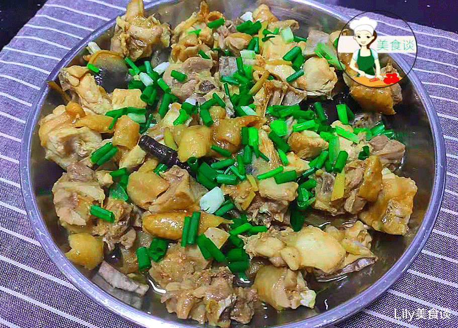 『芋头』热天要多吃蒸菜,这菜蒸一蒸就好,鲜美到流口水,好吃停不下筷子