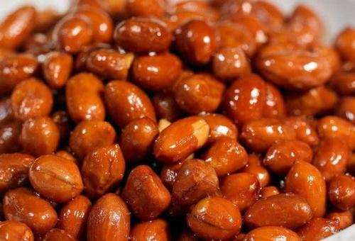 ##炒花生,只懂放油可不行!学会这1招,花生又香又脆又酥,好吃!