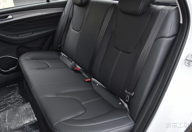 [艾瑞泽5]低至5万内就能买，艾瑞泽5还是卖不好，奇瑞该反省了