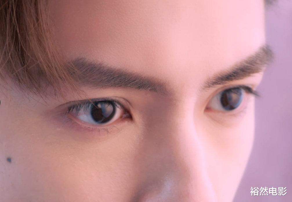 穿盔甲的少女|全网热度冲到第二，这部国产新剧只用了2天