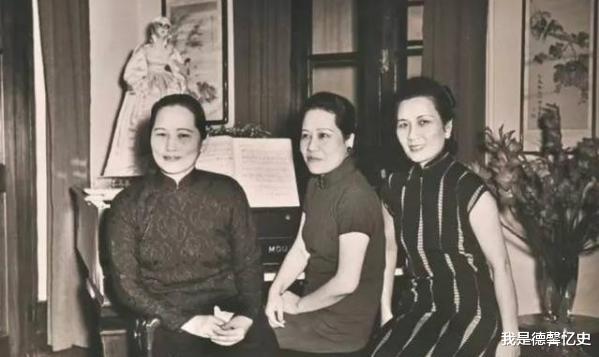 宋庆龄■看到中国宋庆龄墓，再看美国宋美龄墓，简直一个天上一个地下