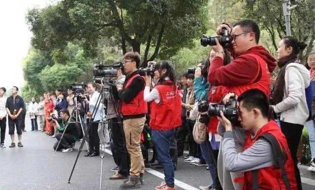 服装设计▲这些专业,大学期间的花费就是个“无底洞”,寒门学子谨慎报考!
