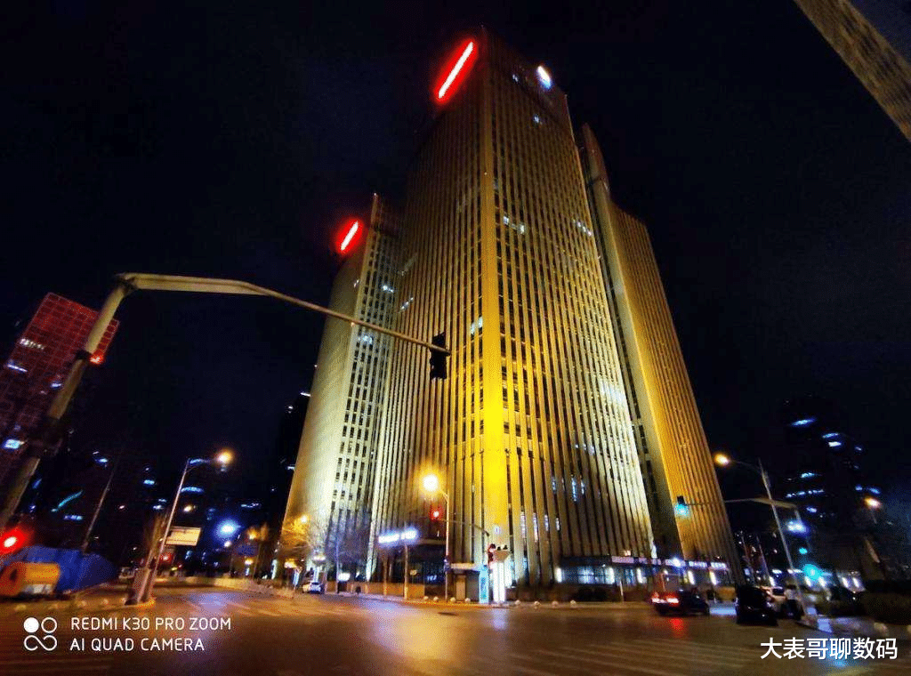 红米手机|花2599买来的红米K30 Pro，自用2周后：优缺点都很明显