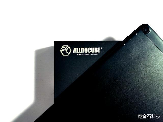 『酷比魔方』689元的国产平板电脑能用吗？酷比魔方iPlay 20开箱评测