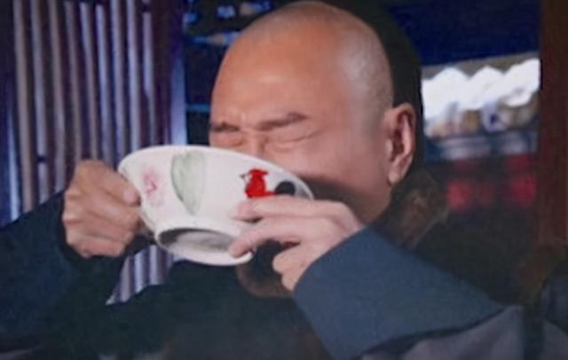 牛排|只要自己不尴尬，那么尴尬的就是别人 感觉智商受到了侮辱