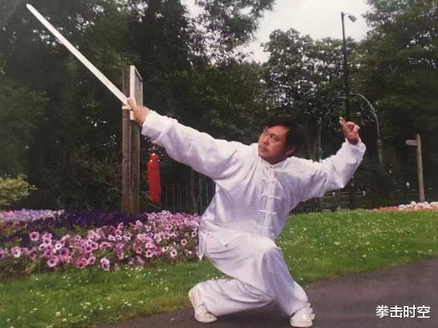 [百度]马保国被KO昏迷！搏击名宿：马老师曾拒绝我的挑战，说不想伤我