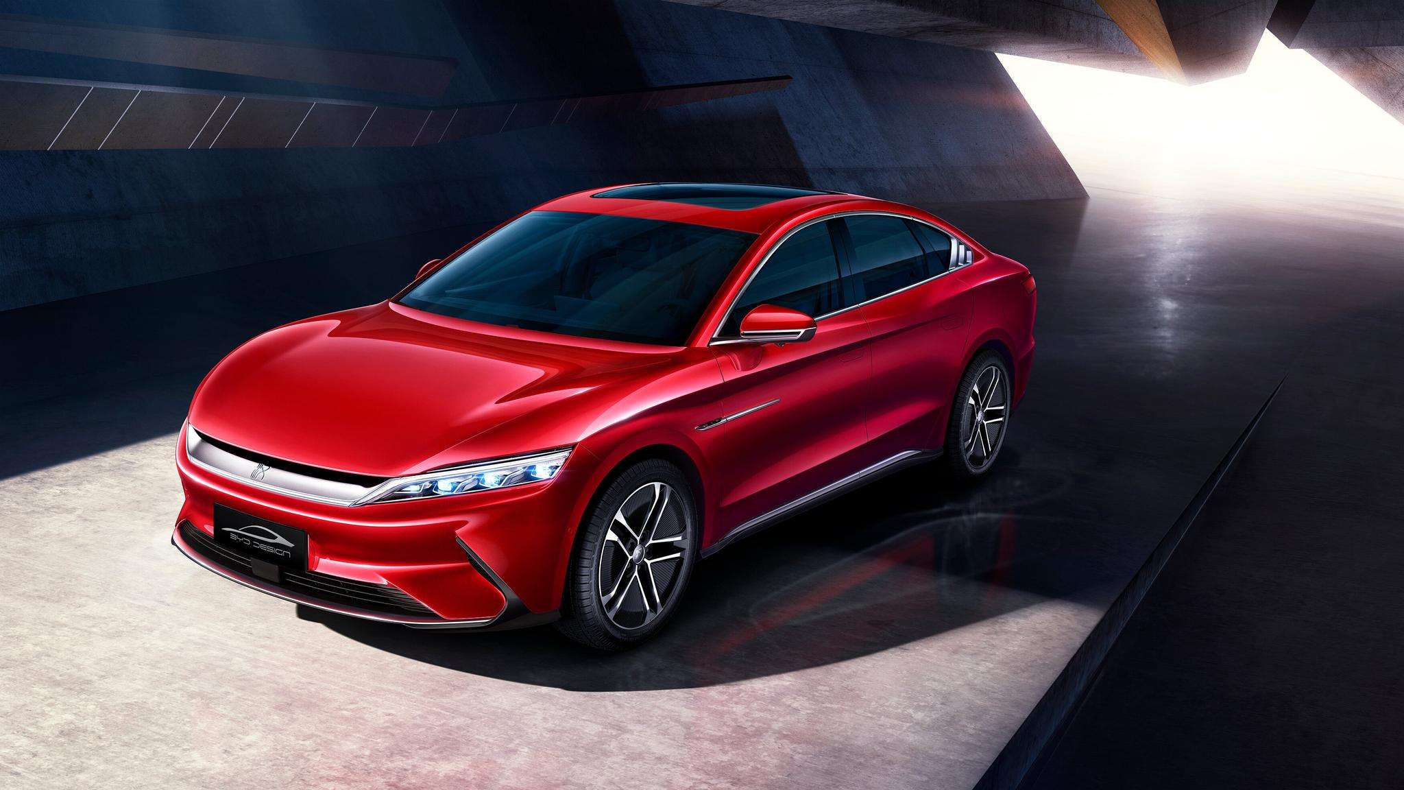 比亚迪汉ev|26万多落地，全国“首提”比亚迪汉EV，“汉”字LOGO点亮夺人眼球