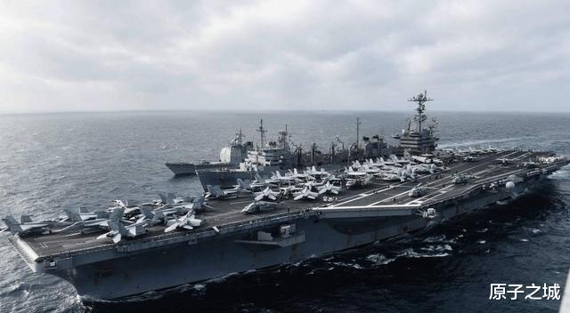 苏联@二战结束时，美国有100艘航母万架轰炸机，为何不趁机进攻苏联？