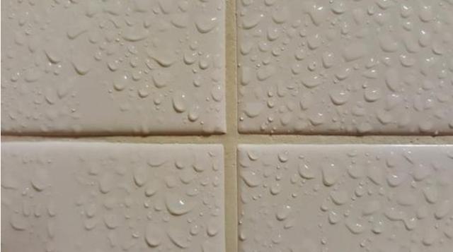 ##新房装修怪自己太年轻,有点小钱就开始飘,装出9个毁房坑,造孽