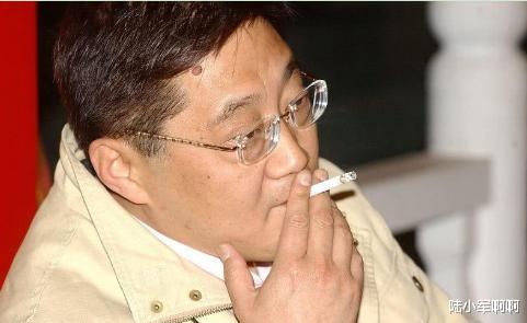 韩红|他一手捧红韩红那英，被判刑却病死狱中，妻子为还债至今未嫁