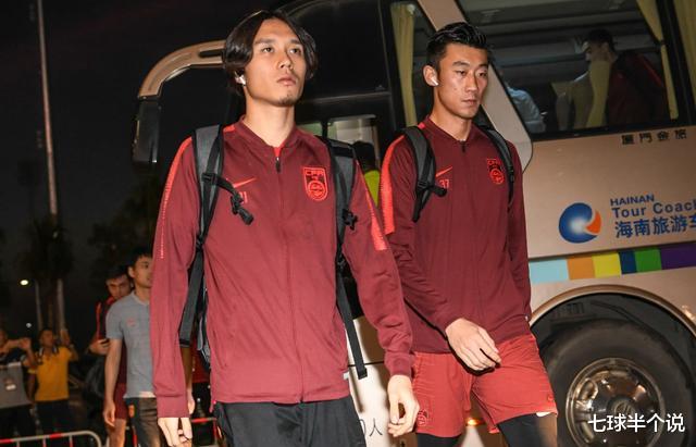 #张鹭#意外！1国脚刚到深圳就遭曝1大丑闻，转会或成烂摊子深足未必敢要！