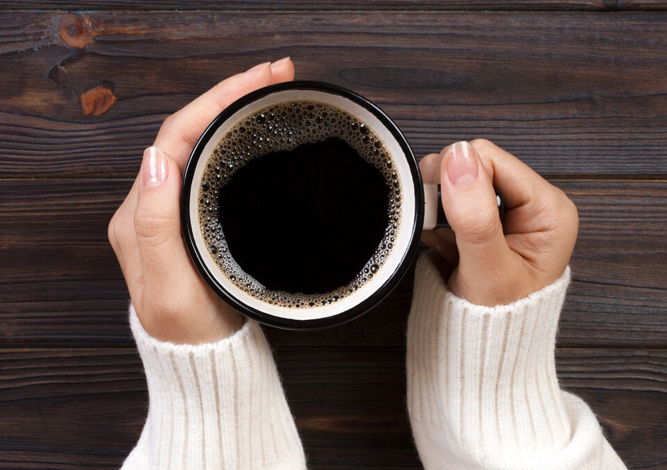 肝脏|最伤肝的“饮料”公布，酒精排第二，八成人都爱喝！