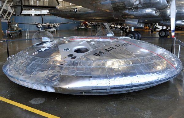 UFO|美国上空真实存在的不明飞行物“UFO”