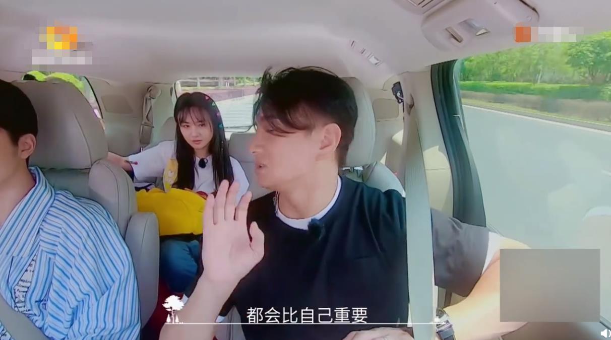 沈梦辰|吴奇隆节目中遭郑爽追问二胎计划，透露儿子小名的背后故事太甜蜜