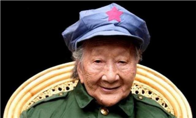 长征|女红军在长征时与丈夫走散,47年后再相见时,对方身份高不可攀