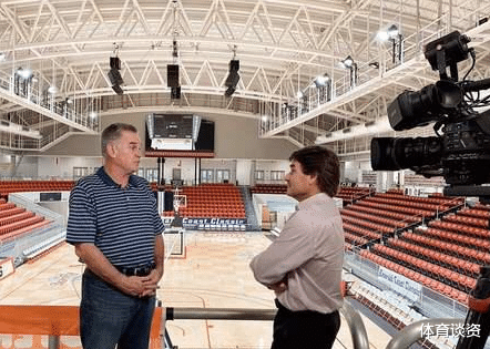 活塞队@悲剧！活塞又一人确诊，62岁球探重症住进ICU，成NBA病情最重患者