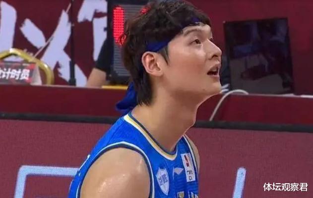 『王哲林』马布里的话应验了!王哲林再这么打下去,灰熊就来CBA要人了