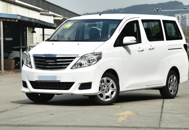 五菱宏光|不足5万拿下，大七座，档次不输宋MAX，直接放弃五菱宏光