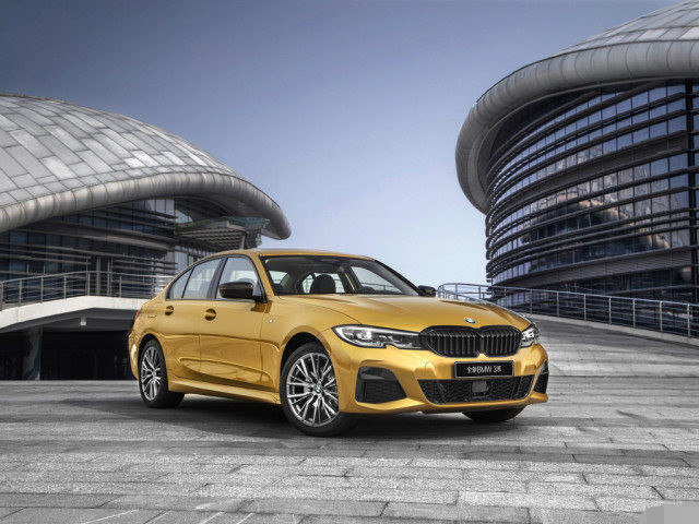 奥迪A4：三十岁了买啥车？不少人都选这三款，第一辆就让你走不动道