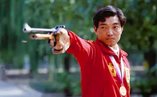 「刘翔」中国体坛五大巨星：刘翔垫底，邓亚萍第二，榜首当之无愧