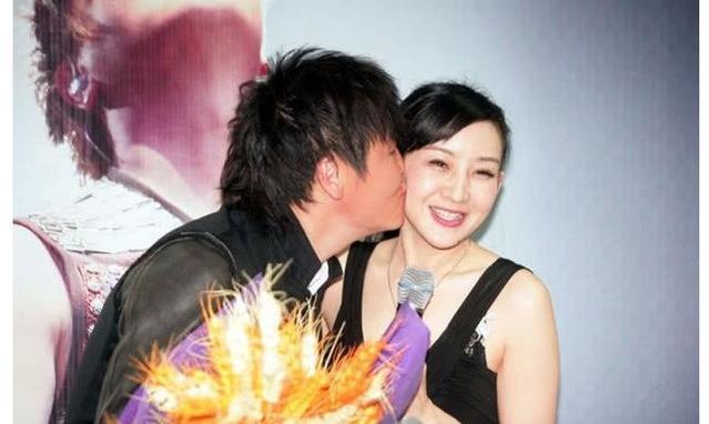 [孙楠]曾经“华语乐坛常青树”的孙楠，怎样将“一手好牌”打烂的？