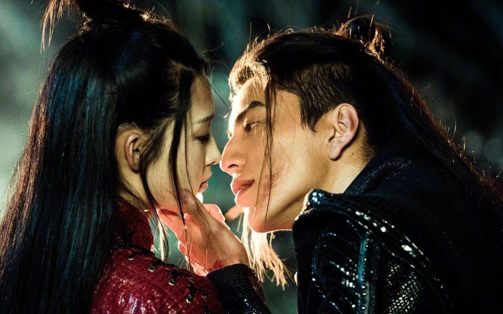 「李沁」《狼殿下》三大平台播出，李沁与王大陆开启虐心模式，受关注的竟是男二