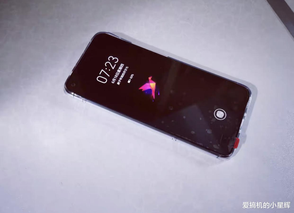 数码|被低估了的华为手机，麒麟985+8+128GB仅2999，还有50倍数码变焦