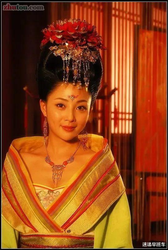 娱乐圈|一晃15年，这部国产剧竟靠“胡编乱造”成经典！