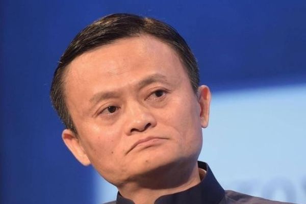 阿里巴巴|放弃合作伙伴华为，还套现阿里1.2万亿，马云终于出手了！