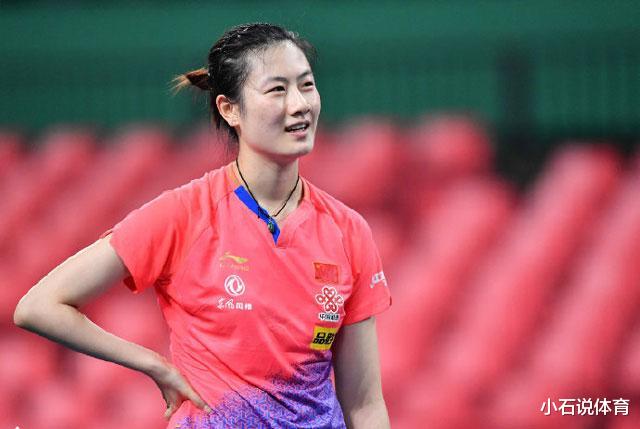 国际乒联|30岁世界冠军这下又火了！国际乒联抛出最大悬念，陈梦伊藤二选一