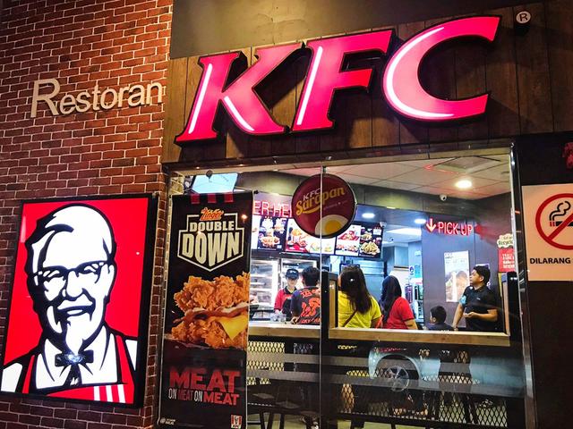 可乐：吃肯德基，从不点这4种食物的人，服务员一看便知你是“聪明人”