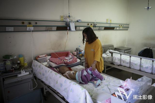 黑土影像|山西一单亲妈妈带女儿求医4年，曾无奈流落街头，孩子爸：活该！