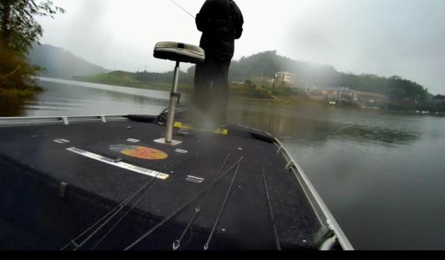 |一位职业钓手告诉你如何成为月薪过万，工作就是钓鱼的职业钓手？