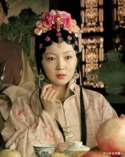 「张笛」她被赞“刘雪华接班人”，赵丽颖是她“丫环”，今八年未见太唏嘘