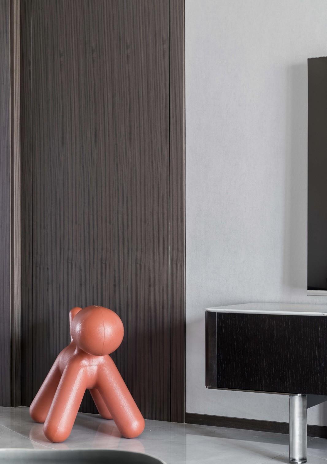 设计师▲这才是我的理想之家，220㎡大平层设计，进门就被客厅吸引了