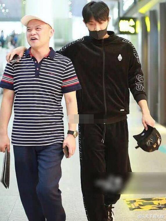 黄子韬|黄子韬爸爸去世，生前为儿子做的3件大事显父爱，还记得《真正男子汉》吗？