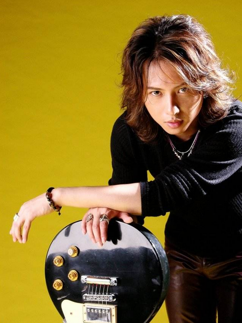 「张淇」殿堂级摇滚乐队换主唱,摇滚老炮挑上选秀男,主唱为什么是张淇?