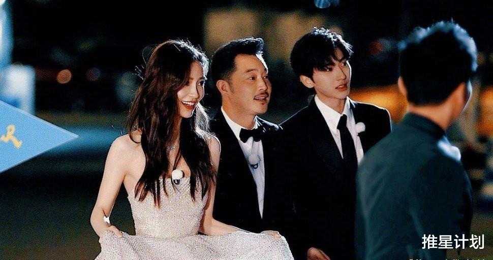 王嘉尔■《拜托了冰箱6》首播，王嘉尔退出，冰箱家族大换血，收视率堪忧！