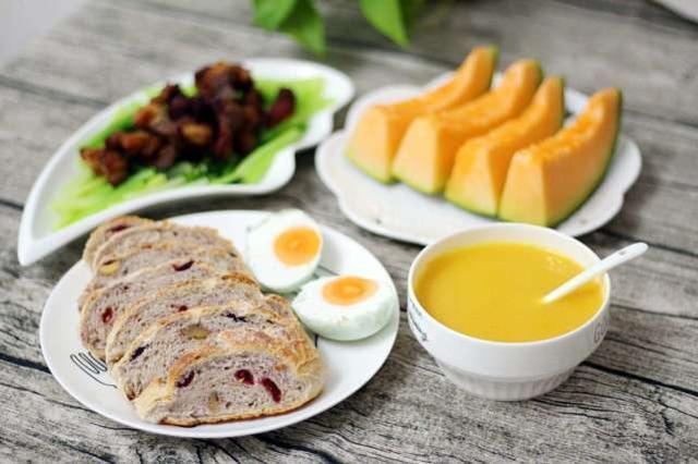 宋美龄|宋美龄40岁患癌，却长寿到106岁，4个养生秘笈，透露给各位女性