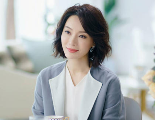 【冻龄】“气质女王”陈数，保持肌肤“冻龄”有4个习惯，难怪年纪是秘密