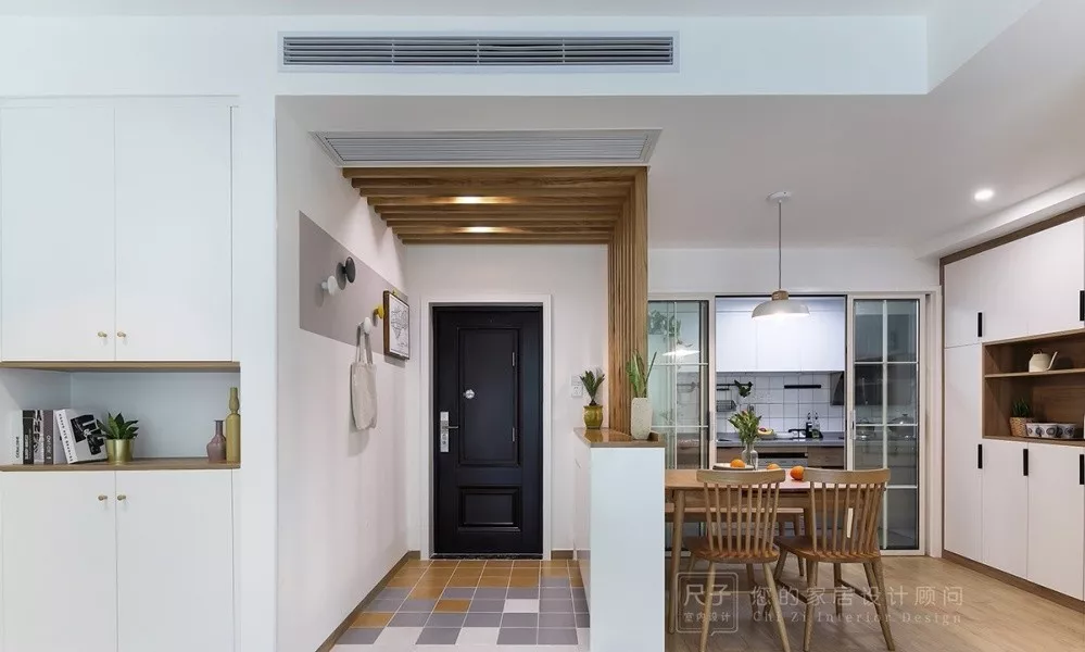 ##开门见厅没玄关？鞋柜这样设计就对了