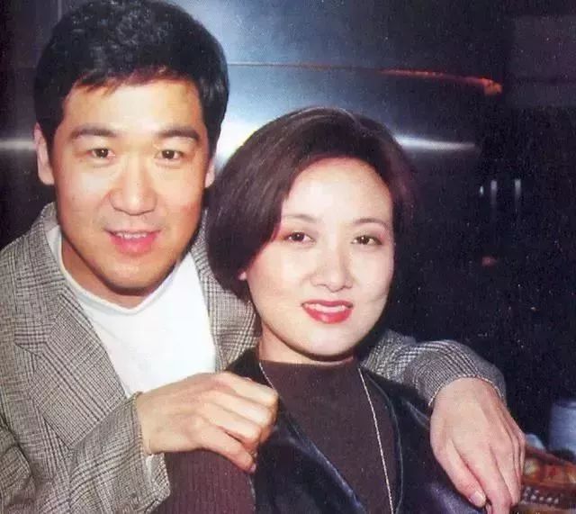 『邓婕』62岁邓婕前夫，离婚后身价上亿，如今再谈邓婕直言自作自受